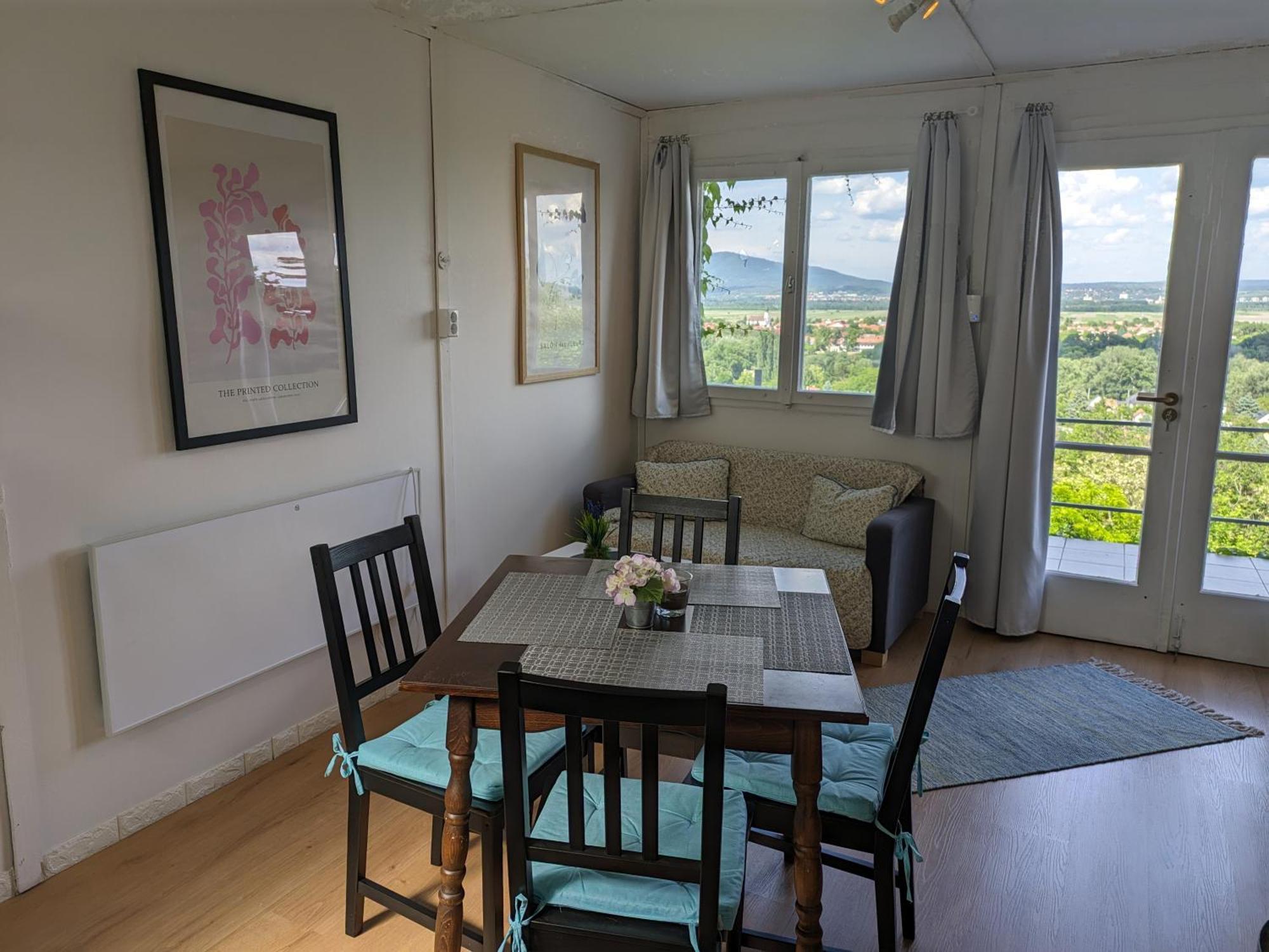 Paratlan Panorama Kishaz Apartment Tahitotfalu Ngoại thất bức ảnh
